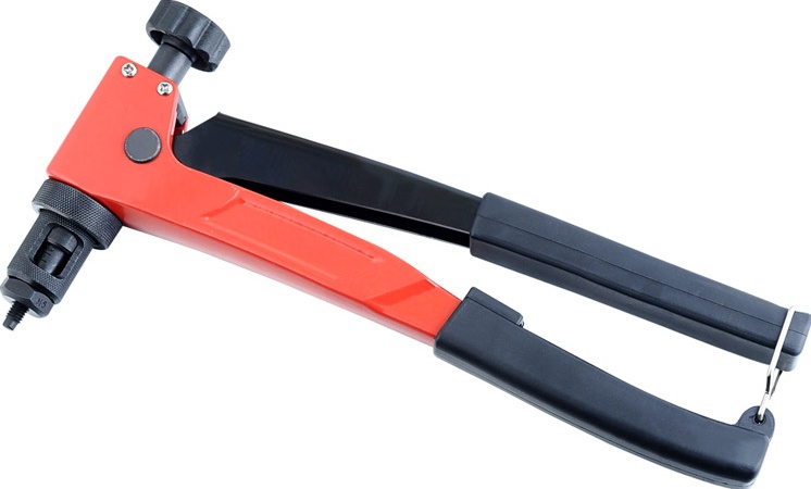 Screw nut gun