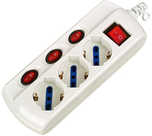 3 ways Italian style multisocket