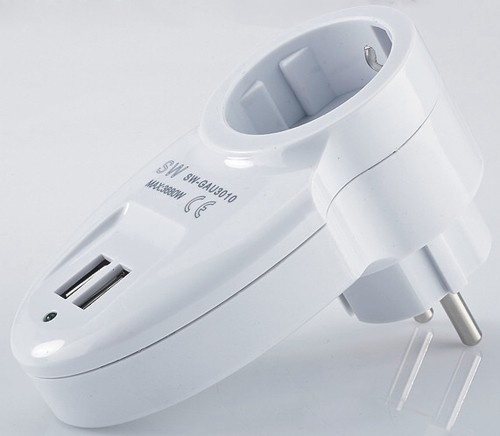 One way Germany style adapter with USB