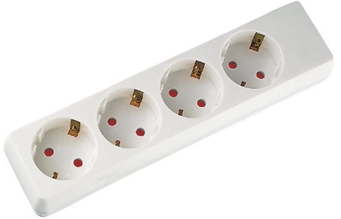 4 ways Germany style socket-outlet