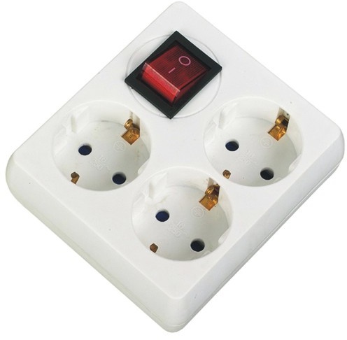 3 ways Germany style socket-outlet